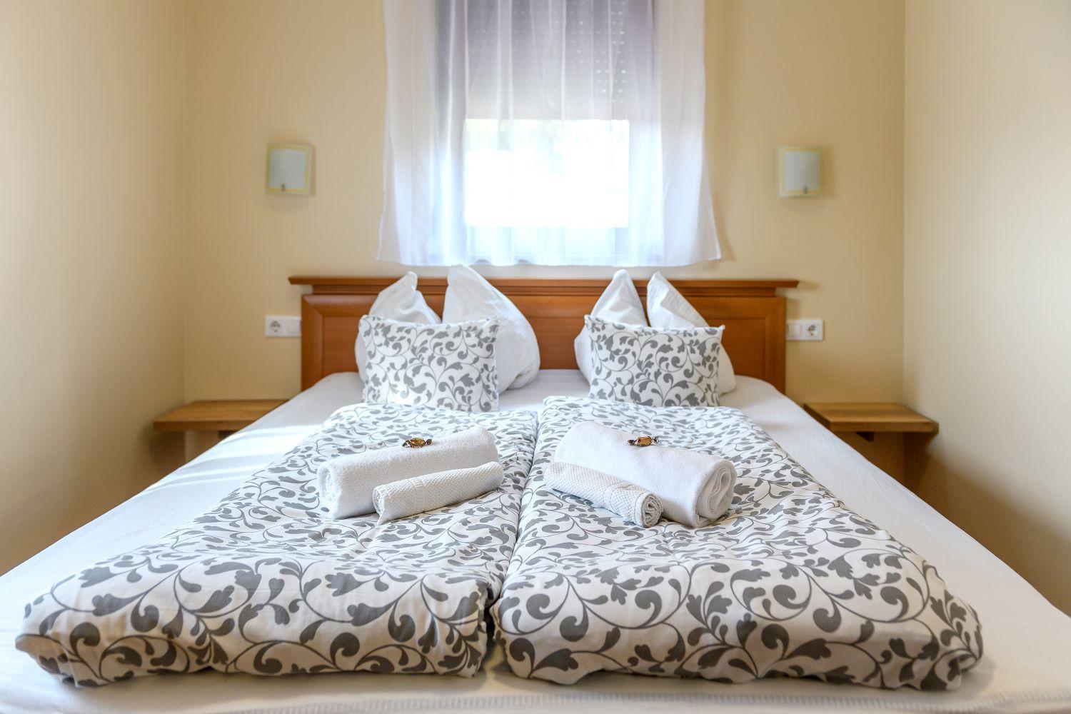 Cherry Apartmanhaz Sárvár Exterior foto